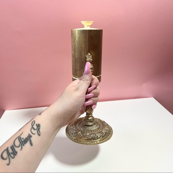 Vintage gold ornate shell Dixie cup holder - Picture 4 of 7